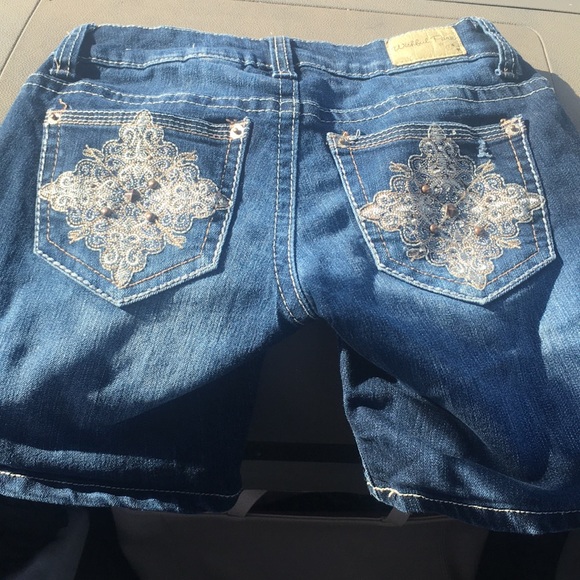 Jeans - Picture 2 of 2